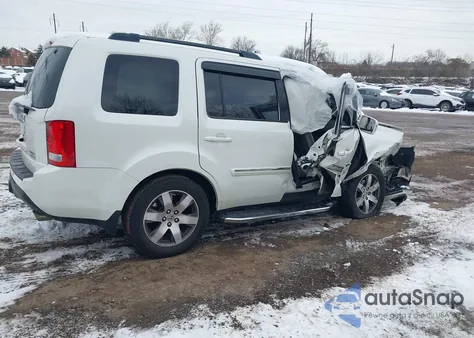 2014 Honda Pilot Touring z USA, uszkodzony, nr VIN 5FNYF4H95EB003173
